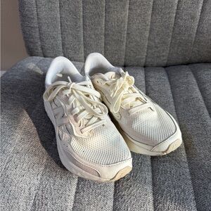 New Balance Fresh Foam Arishi v4